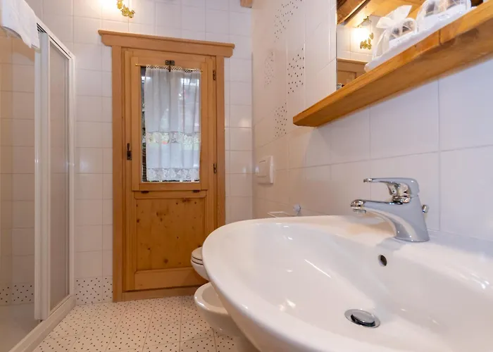 アパート Serrai ソットグダ